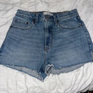 Abercrombie & Fitch Mom Jean Shorts